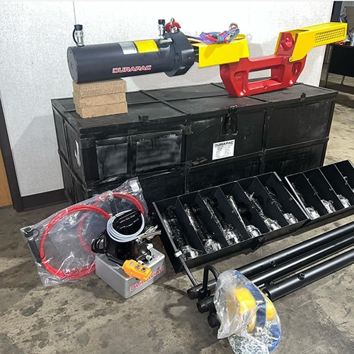 b3806f49-1f54-49b2-9993-fa603898b72a every Track Pin Press includes